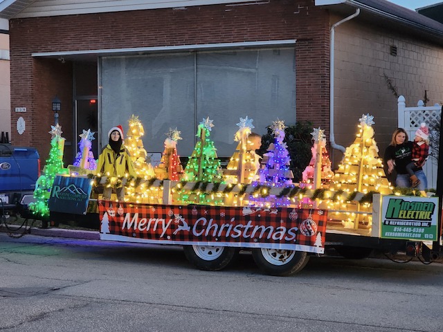 Light Up Somerset 2022 Ridgeline Computer Solutions, LLC Parade Float
